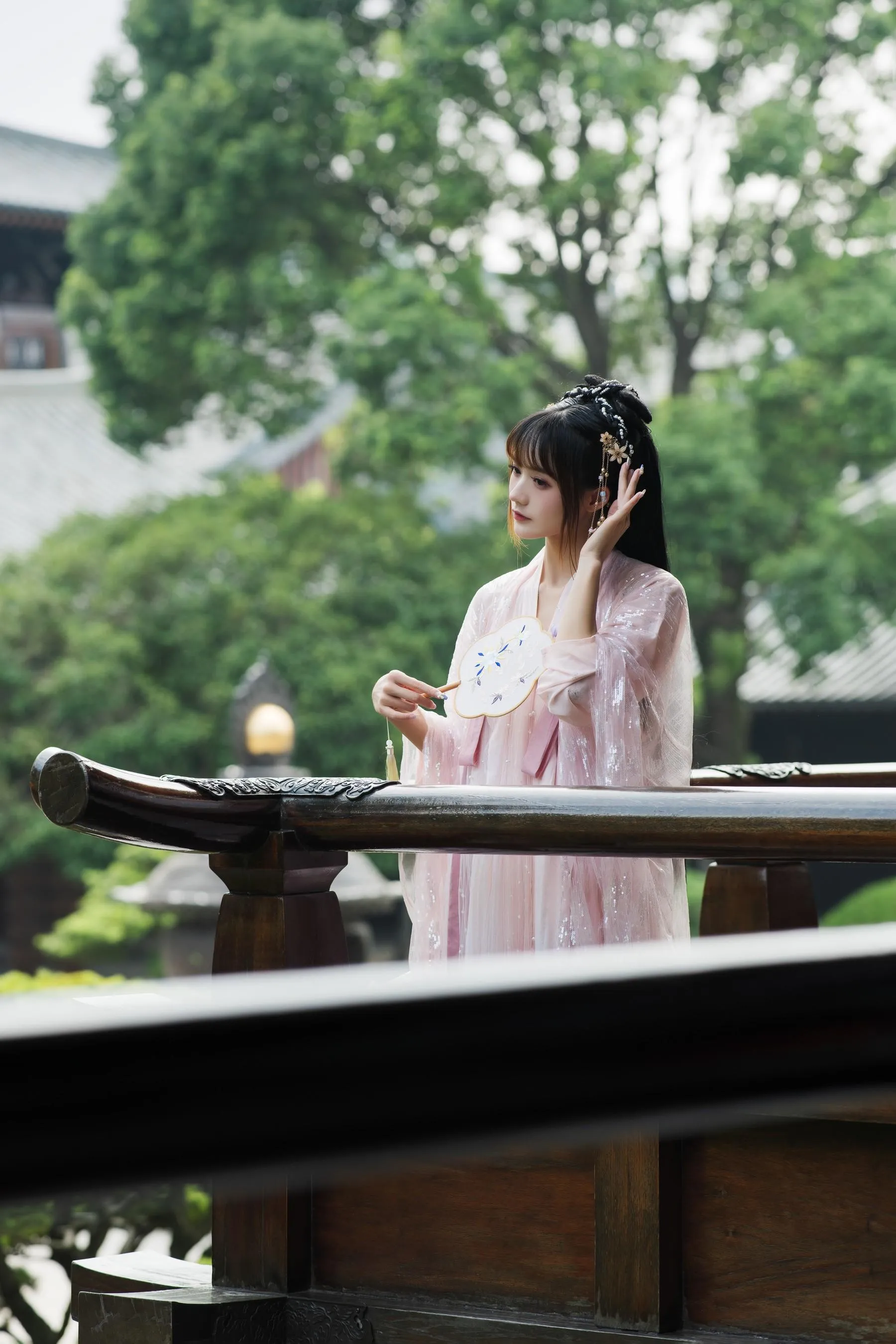 [艺图语] 2022.06.06 佛缘 兔子Zzz不吃胡萝卜 [24P]插图4